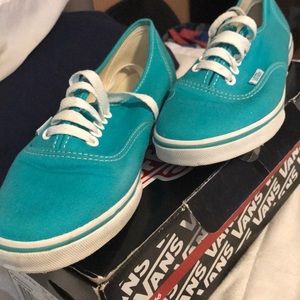 Aqua women vans